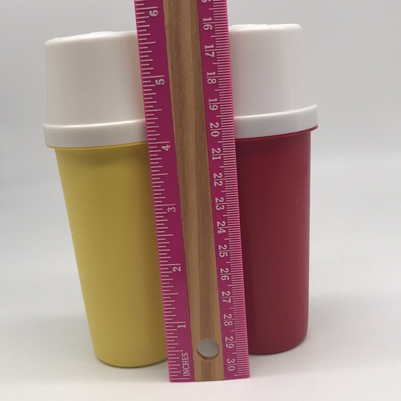 Tupperware Ketchup Mustard Dispensers Vintage USA made Yellow Red - Picture 12 of 14